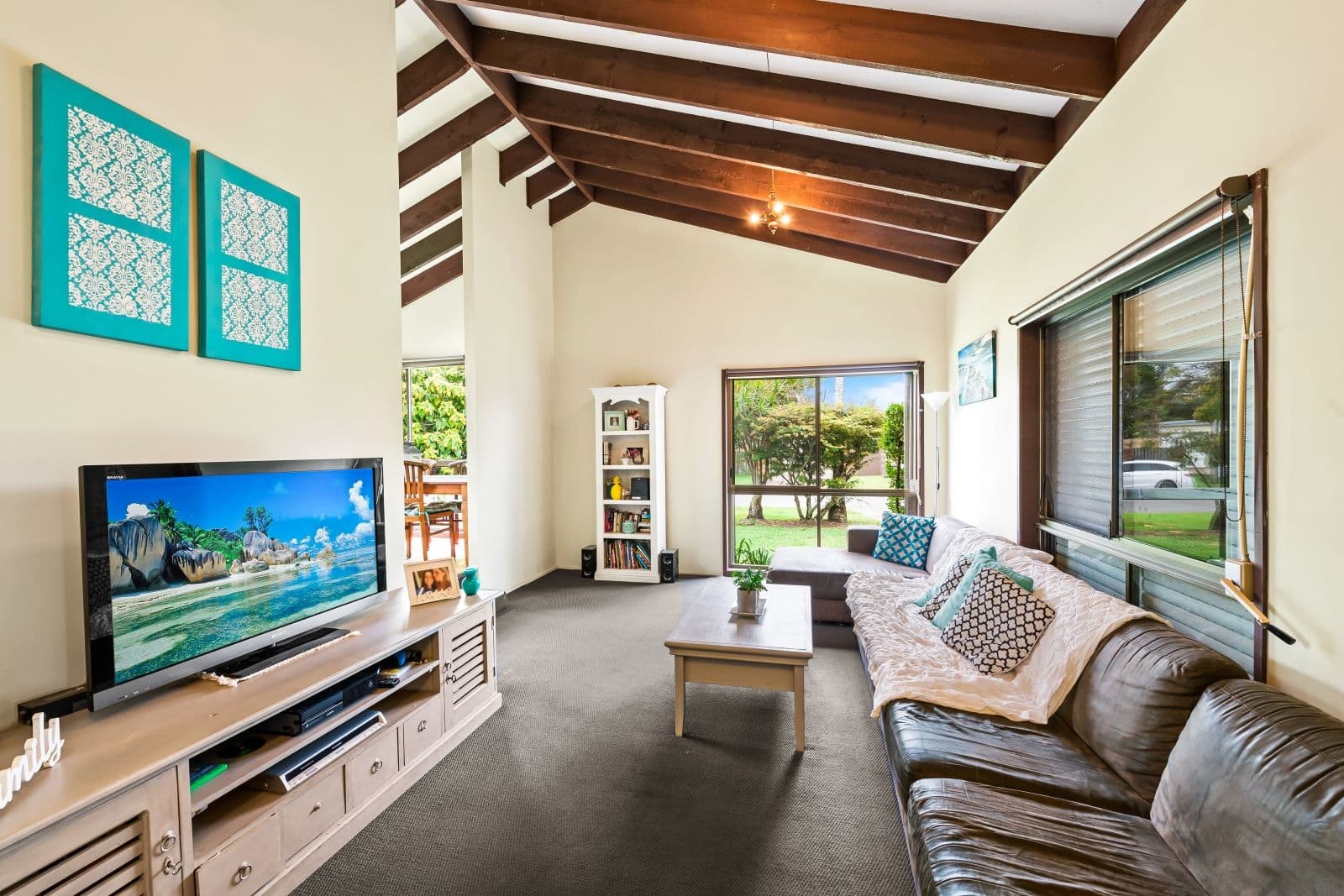 25 Lapoinya Crescent, Warana QLD 4575, Warana - Thumbnail 4