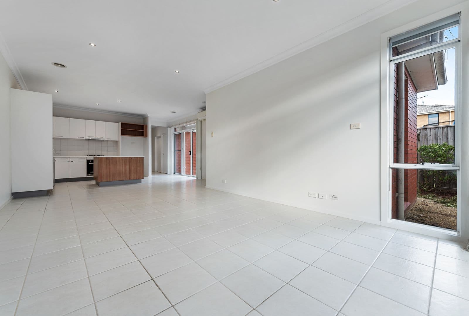 7 Crestview Close, Roxburgh Park VIC 3064, Roxburgh Park - Thumbnail 4