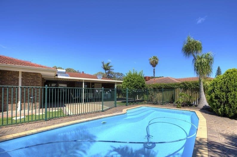 8 Pavetta Crescent, Forrestfield WA 6058, Forrestfield - Thumbnail 2