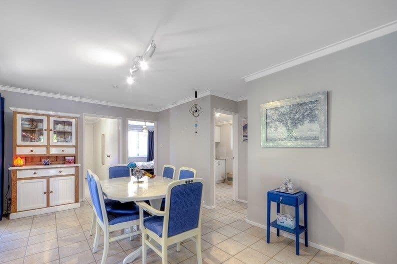 8 Pavetta Crescent, Forrestfield WA 6058, Forrestfield - Thumbnail 6