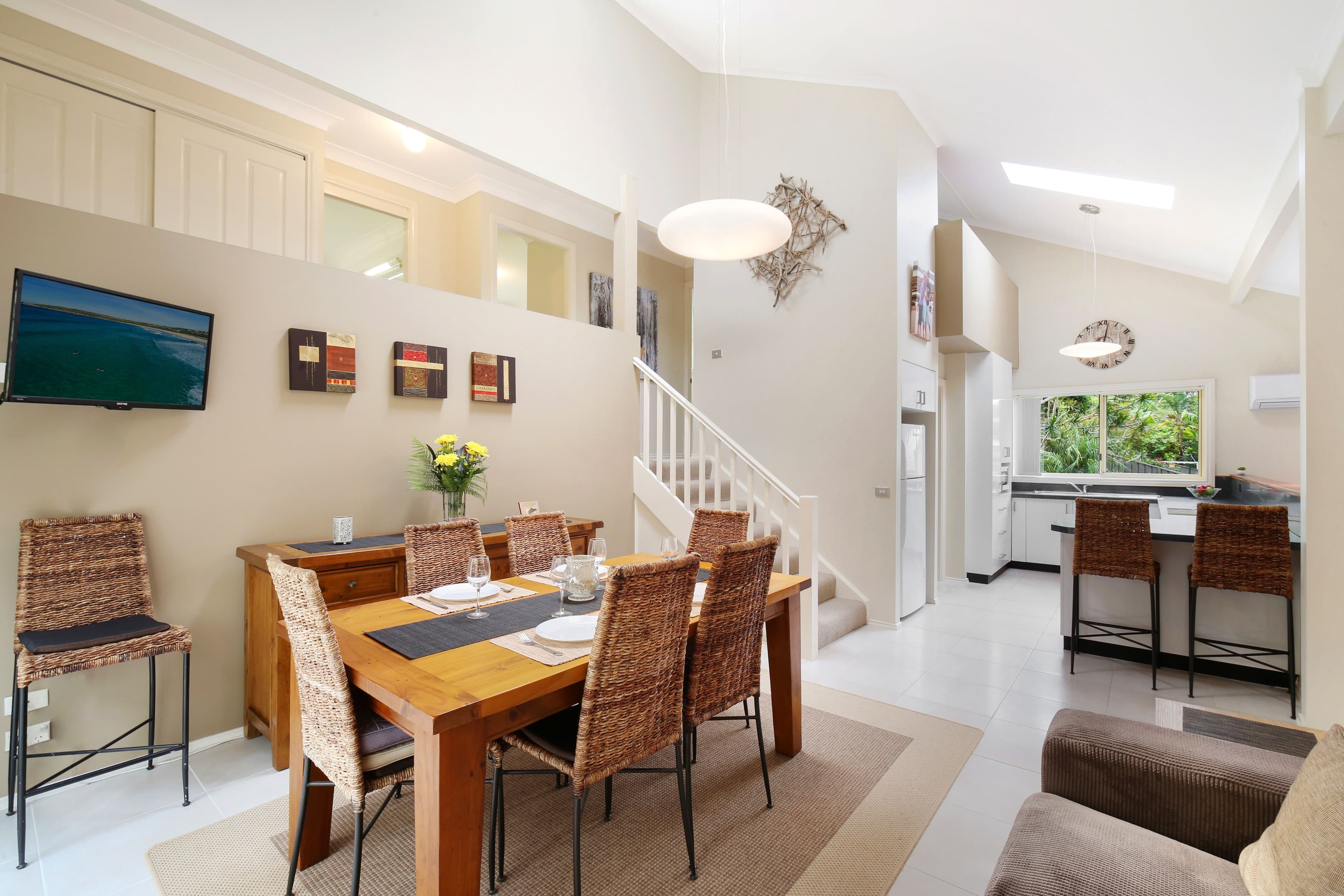 9 Hibiscus Avenue, North Avoca - Image 1