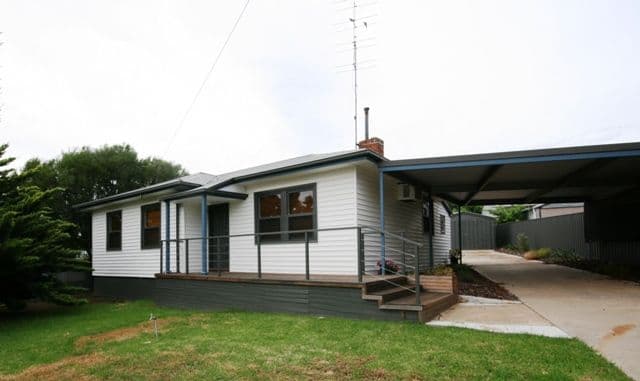 36 Essington Avenue, CLARE SA 5453, Clare - Image 1