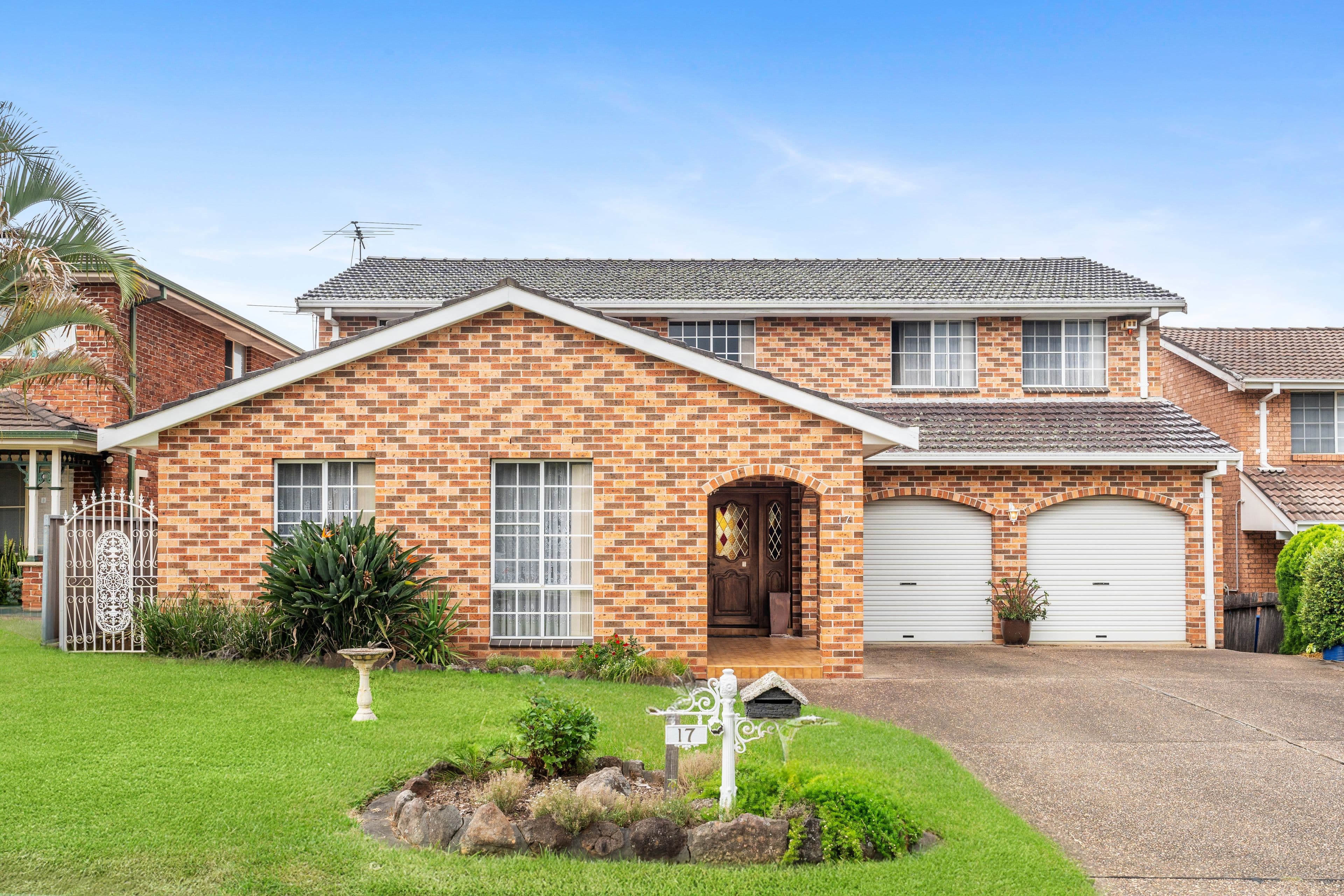 17 Borneo Court, Bossley Park NSW 2176, Bossley Park - Image 1