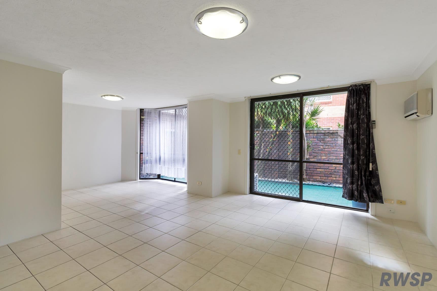 51 Bauer Street, Southport QLD 4215, Southport - Thumbnail 3