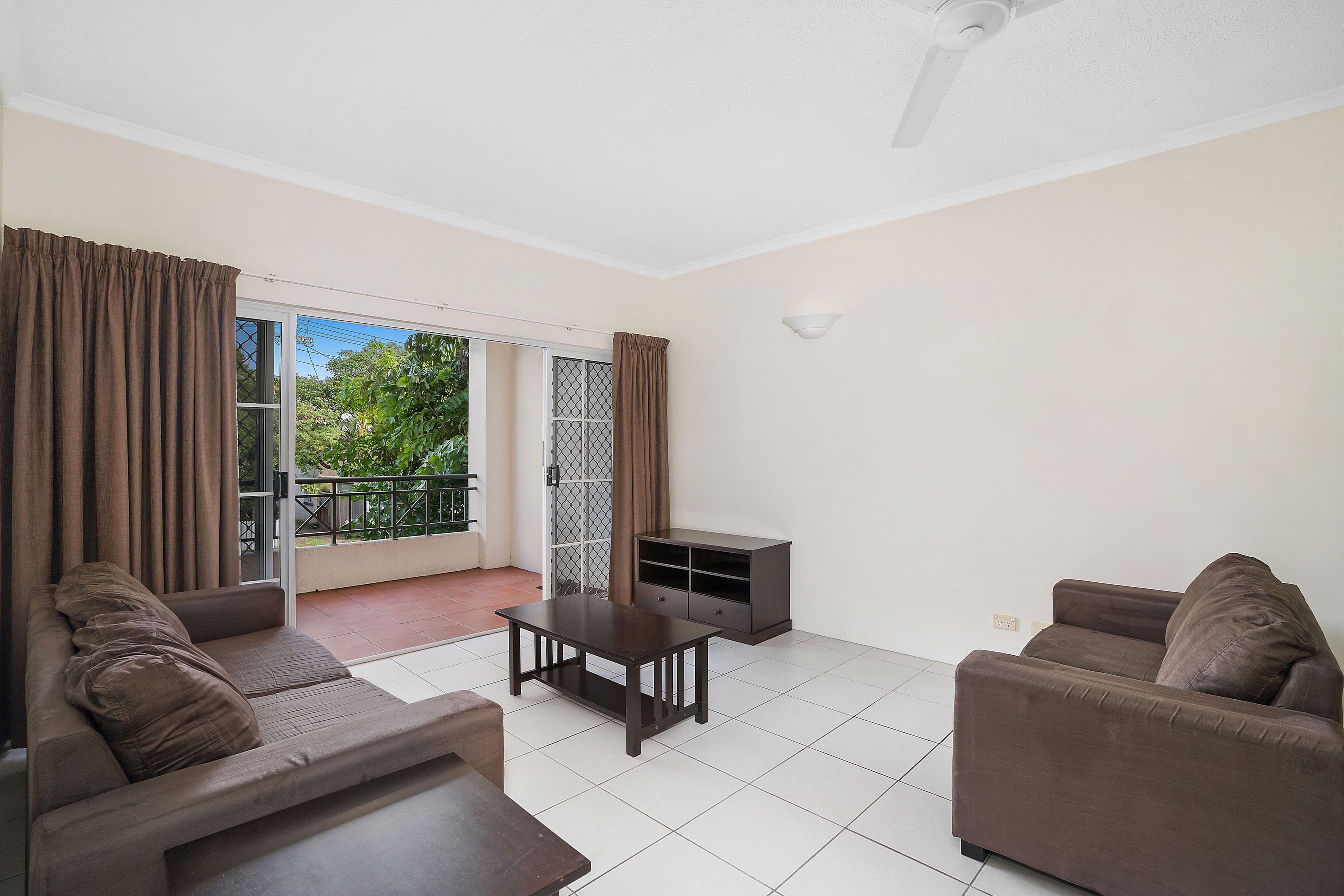 327 Lake Street, Cairns North QLD 4870, Cairns North - Thumbnail 3