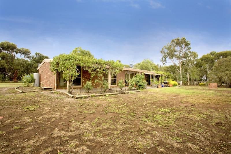 290 Flinders Avenue, LARA VIC 3212, Lara - Image 1