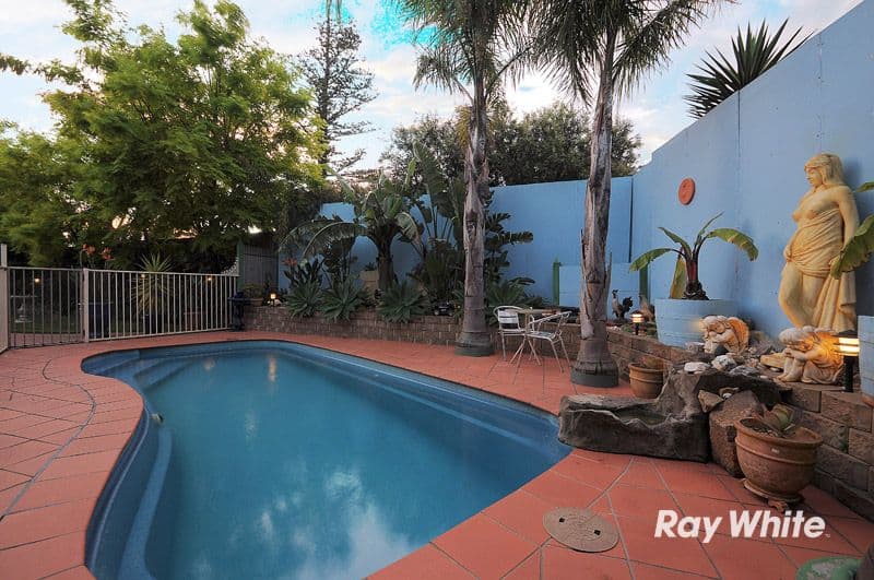 64 Jerilderie Drive, BERWICK VIC 3806, Berwick - Image 1