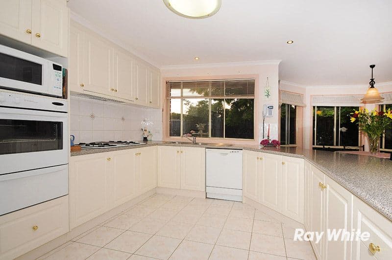64 Jerilderie Drive, BERWICK VIC 3806, Berwick - Thumbnail 4