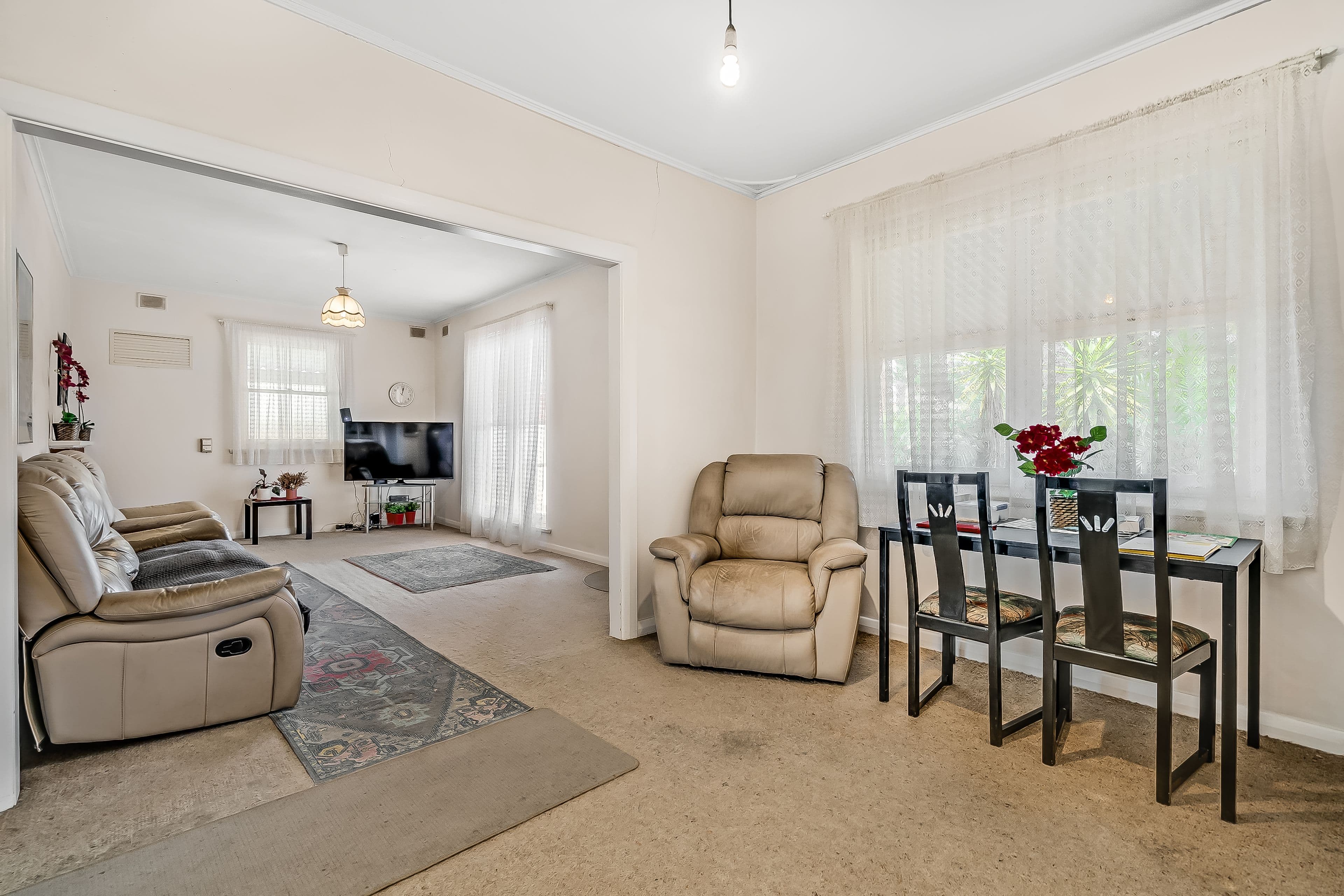 26 Meredith Avenue, Glengowrie SA 5044, Glengowrie - Thumbnail 2