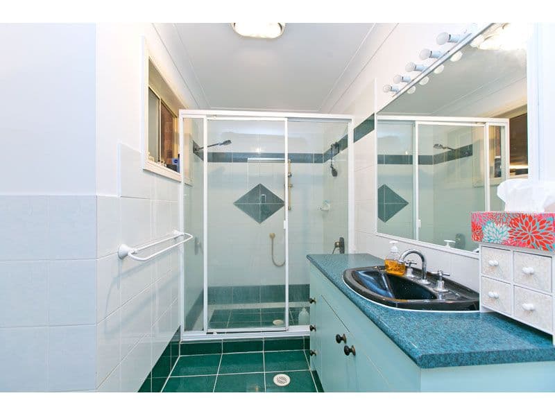 9 Oak Street, Victoria Point QLD 4165, Victoria Point - Thumbnail 8