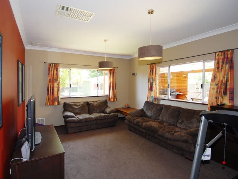 14 Warner Road, HIGH WYCOMBE WA 6057, High Wycombe - Thumbnail 7
