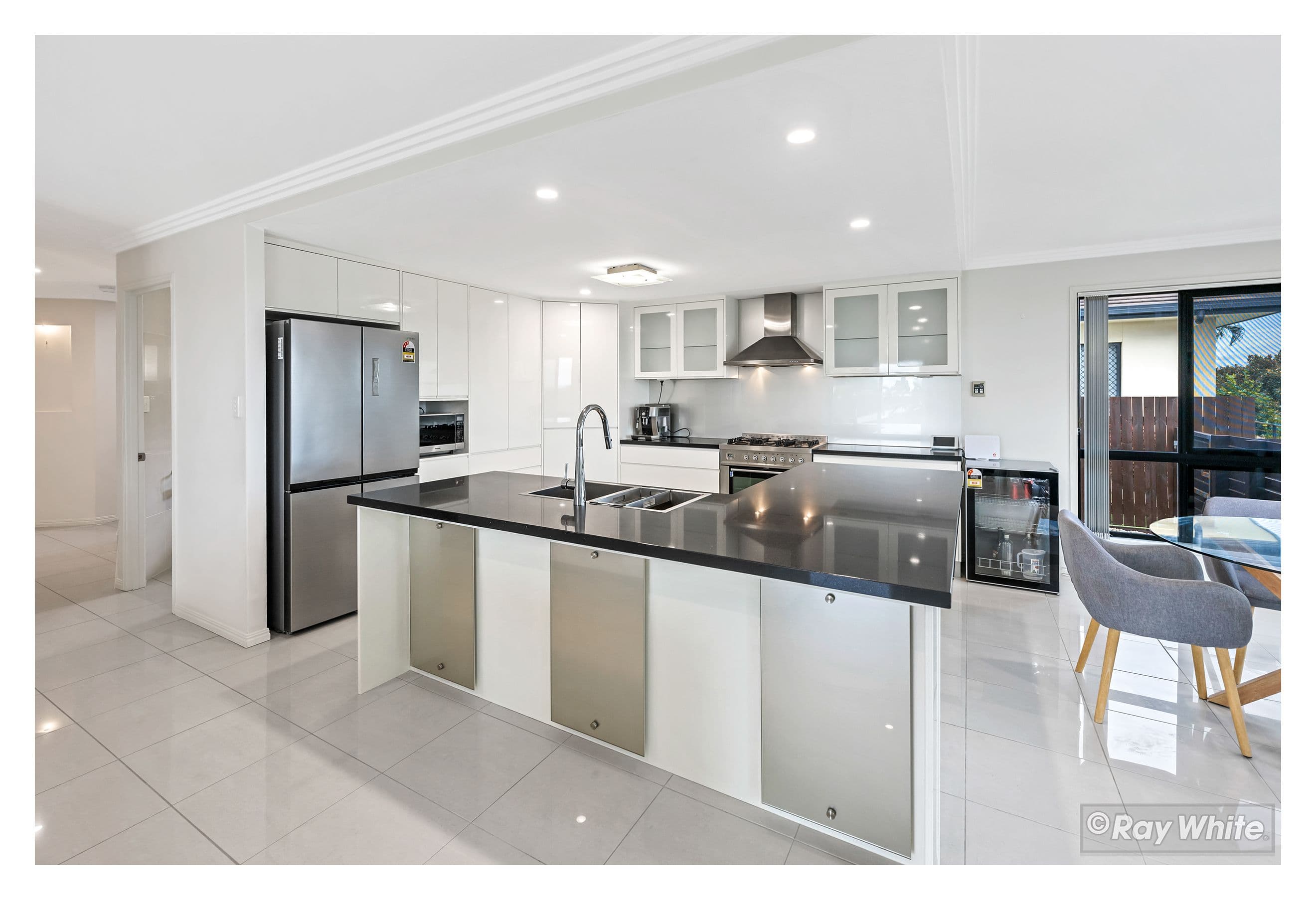 2 Kenmare Court, Norman Gardens QLD 4701, Norman Gardens - Thumbnail 6