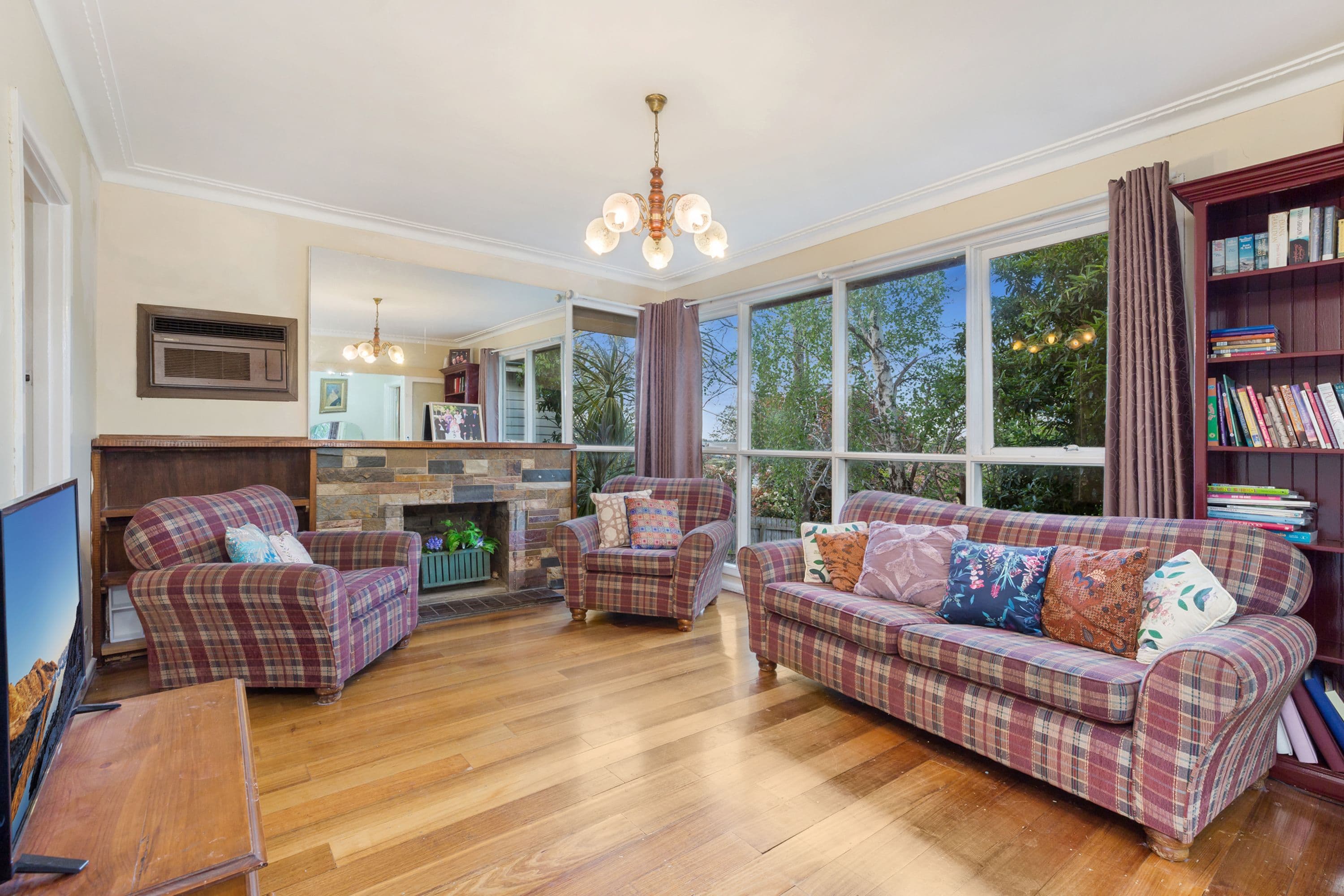 24 Roberts Street, Ferntree Gully VIC 3156, Ferntree Gully - Thumbnail 4