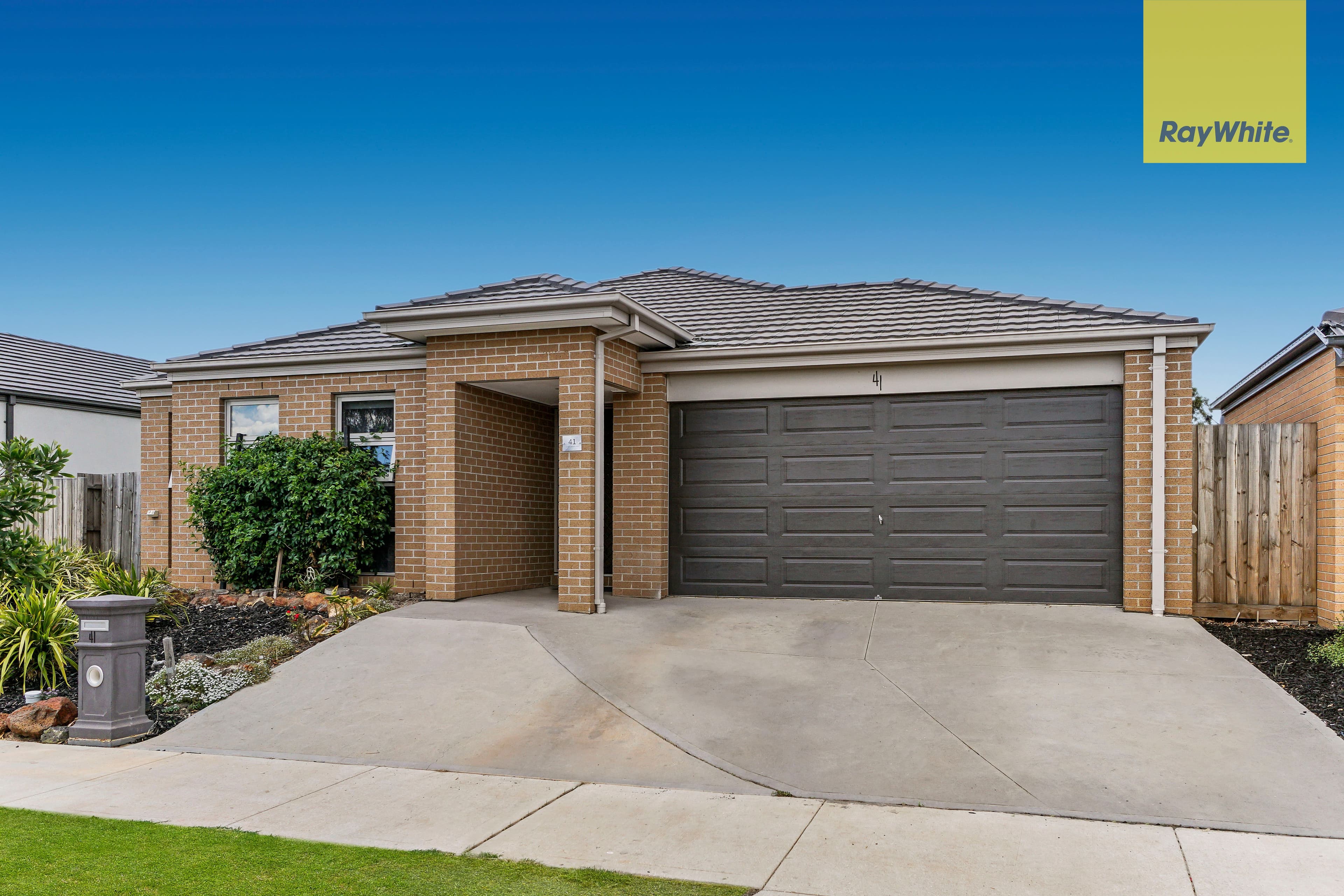 41 James Melrose Drive, Brookfield VIC 3338, Brookfield - Thumbnail 2