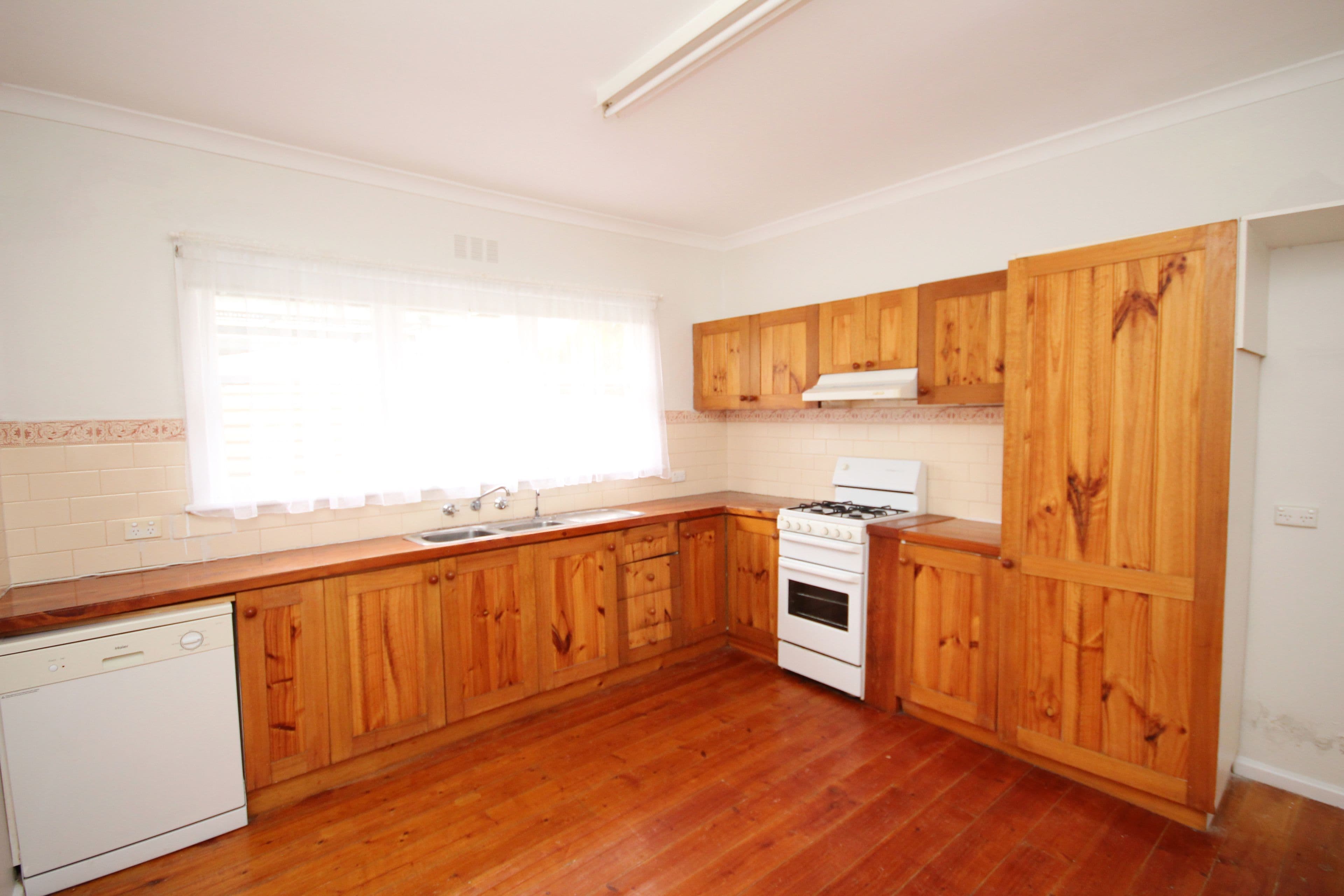 68 & 68A Wiliams Road, Horsham VIC 3400, Horsham - Thumbnail 2