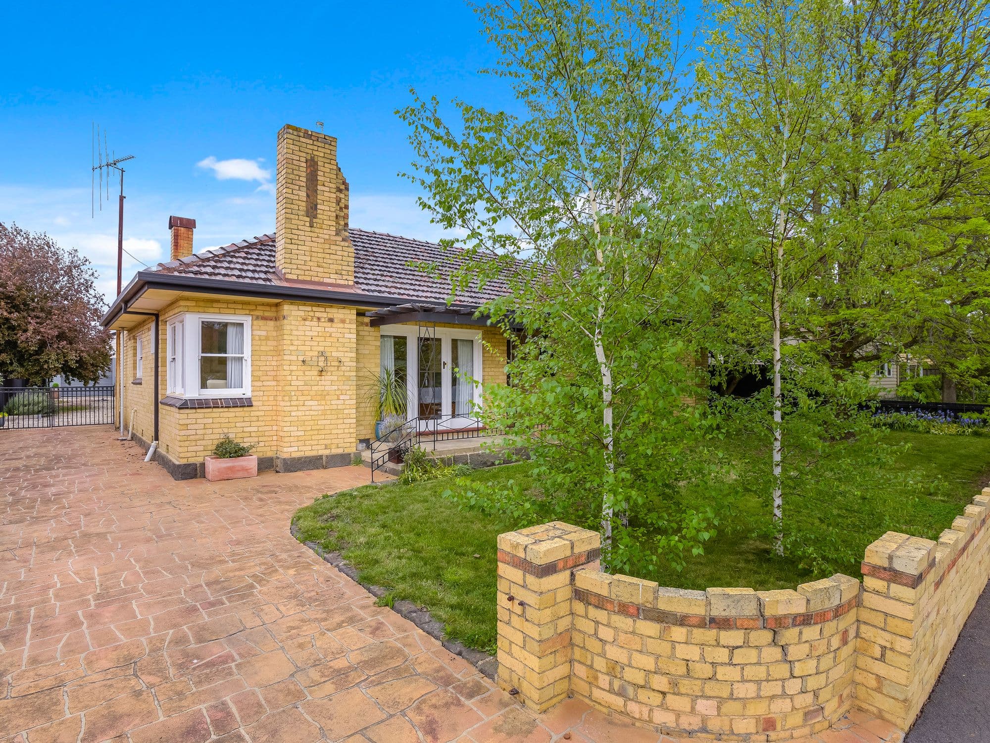 14 Lauriston Street, Kyneton VIC 3444, Kyneton - Thumbnail 2