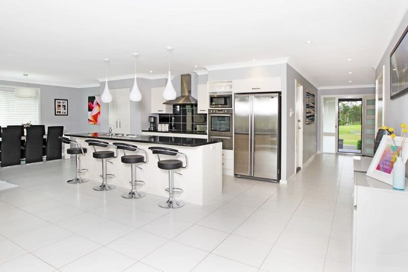 6 Regelia Parade, WORRIGEE NSW 2540, Worrigee - Thumbnail 2