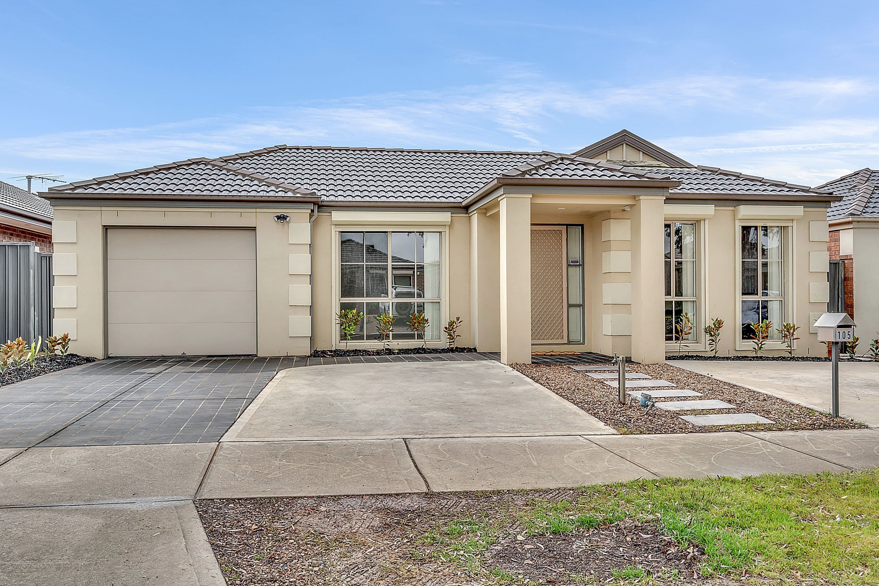 105 Mareeba Way, Craigieburn VIC 3064, Craigieburn - Image 1