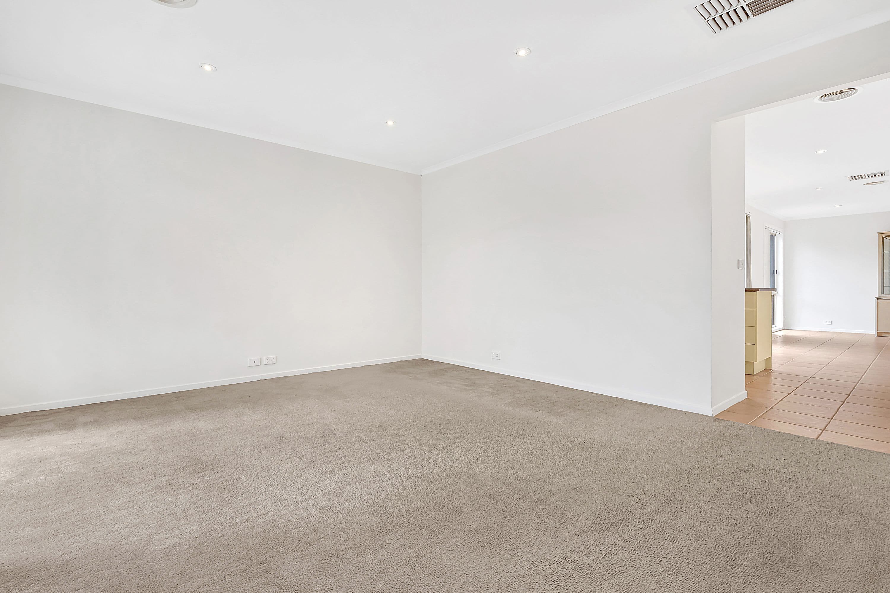 105 Mareeba Way, Craigieburn VIC 3064, Craigieburn - Thumbnail 5