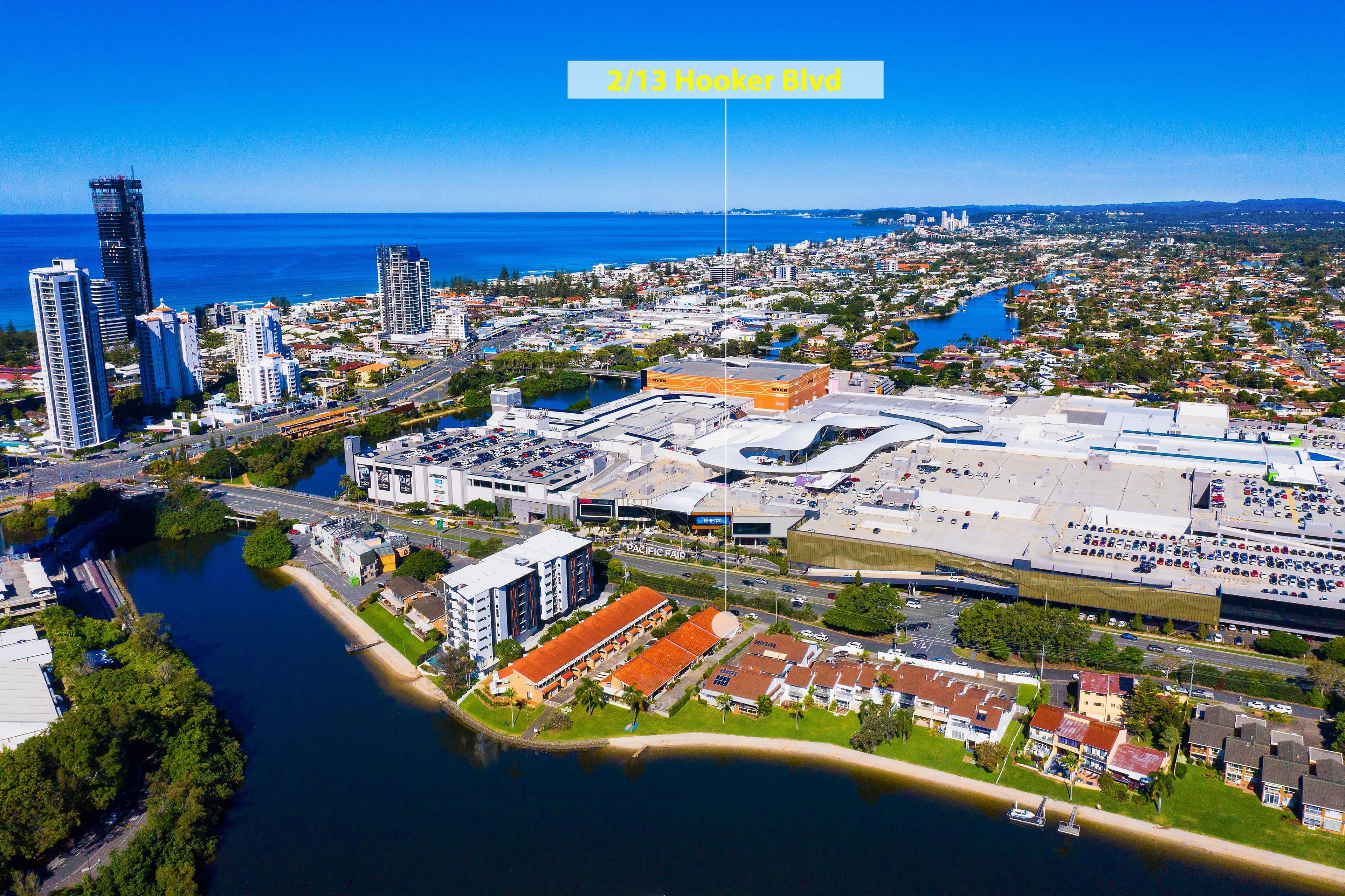13 Hooker Boulevard, Broadbeach Waters QLD 4218, Broadbeach Waters - Thumbnail 2