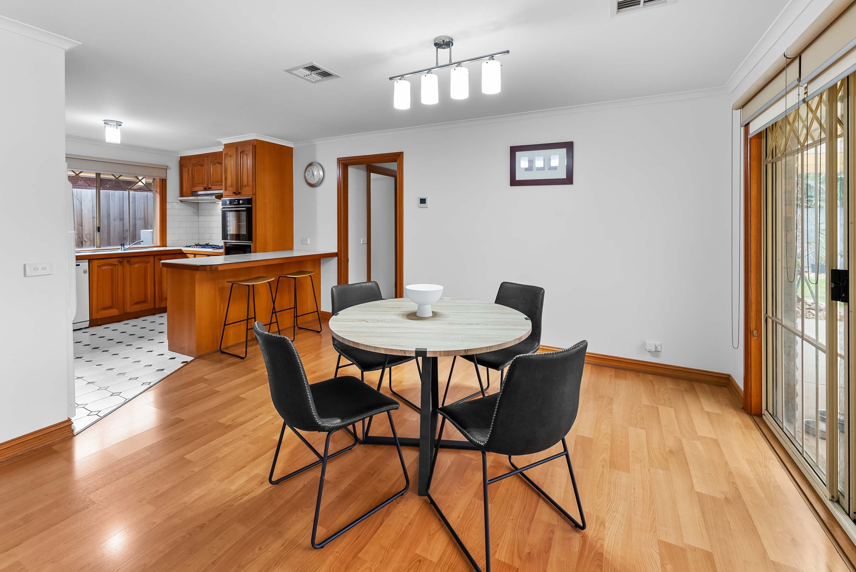 8 Carling Court, Altona Meadows VIC 3028, Altona Meadows - Thumbnail 3