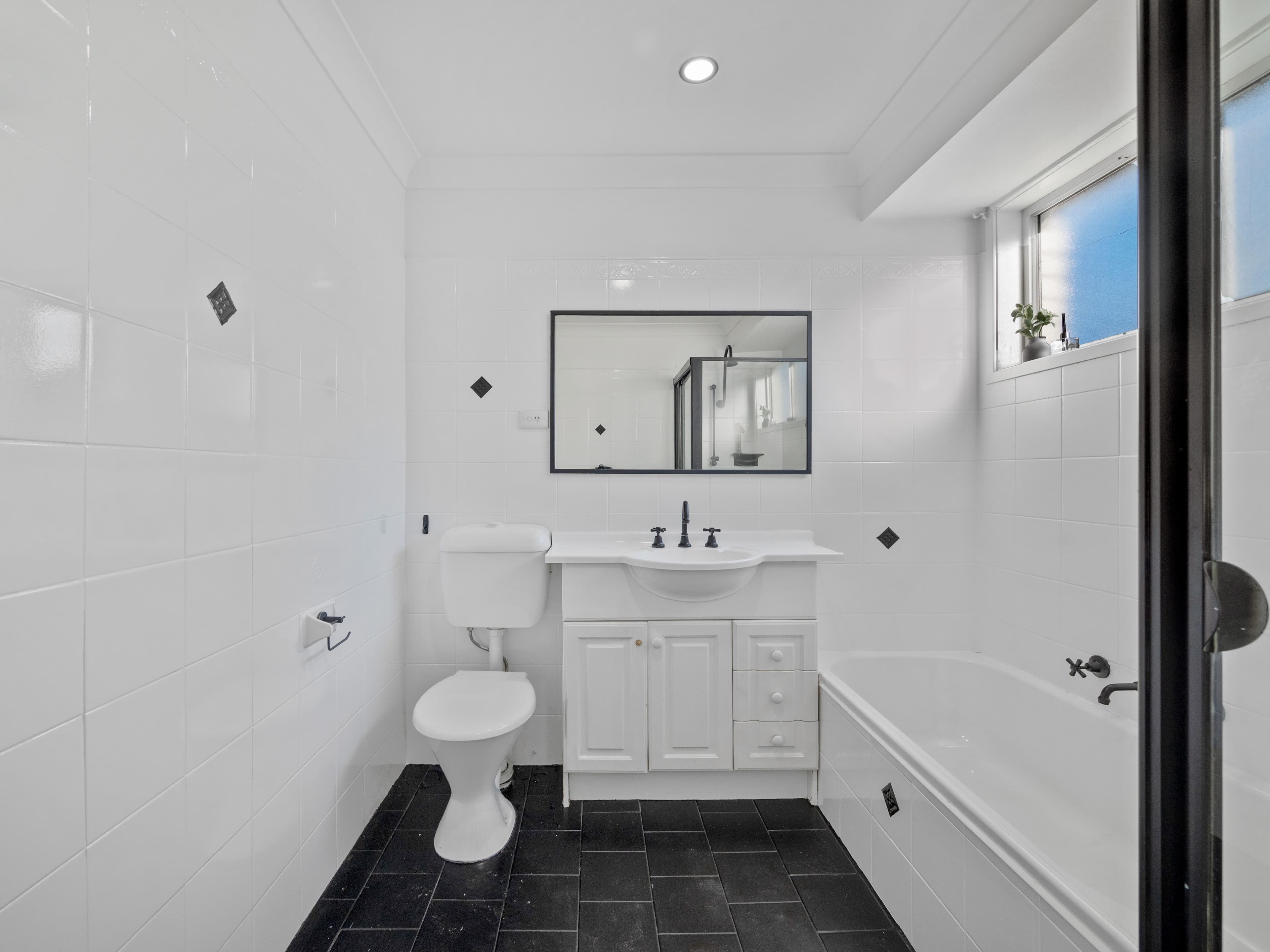9 Clennam Avenue, Ambarvale NSW 2560, Ambarvale - Thumbnail 8