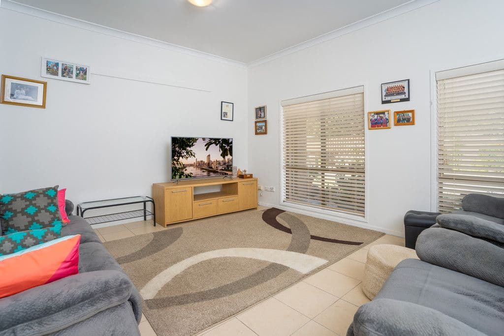 28 Plateau Drive, Springwood QLD 4127, Springwood - Thumbnail 6
