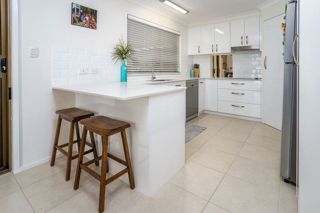 28 Plateau Drive, Springwood QLD 4127, Springwood - Thumbnail 8
