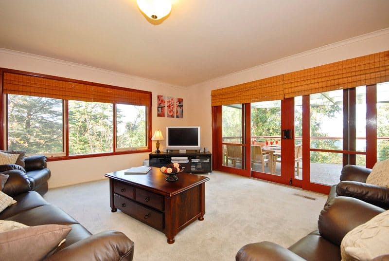 2 Jean Street, UPPER FERNTREE GULLY VIC 3156, Upper Ferntree Gully - Thumbnail 2