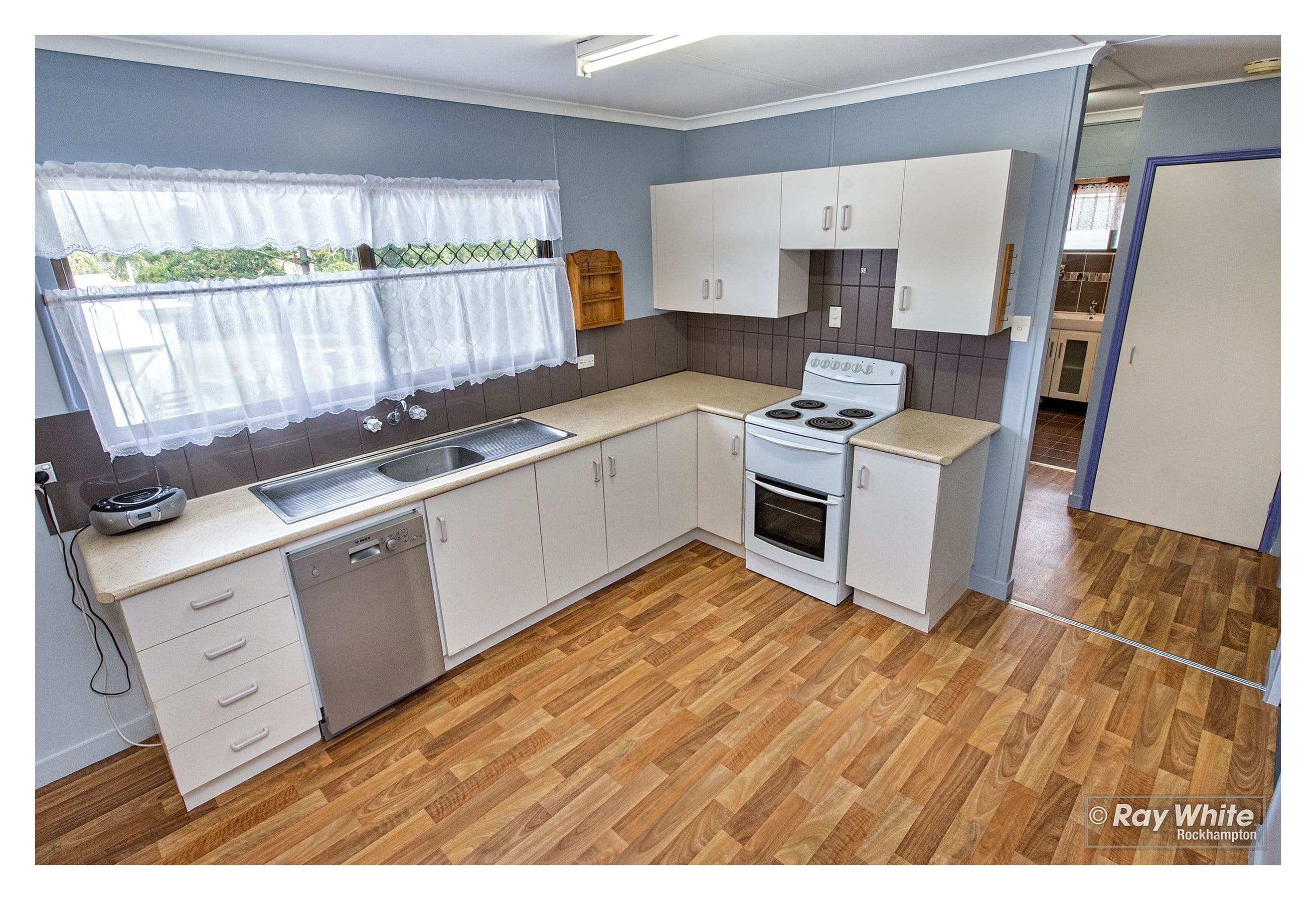 31 Beak Street, Koongal QLD 4701, Koongal - Thumbnail 2