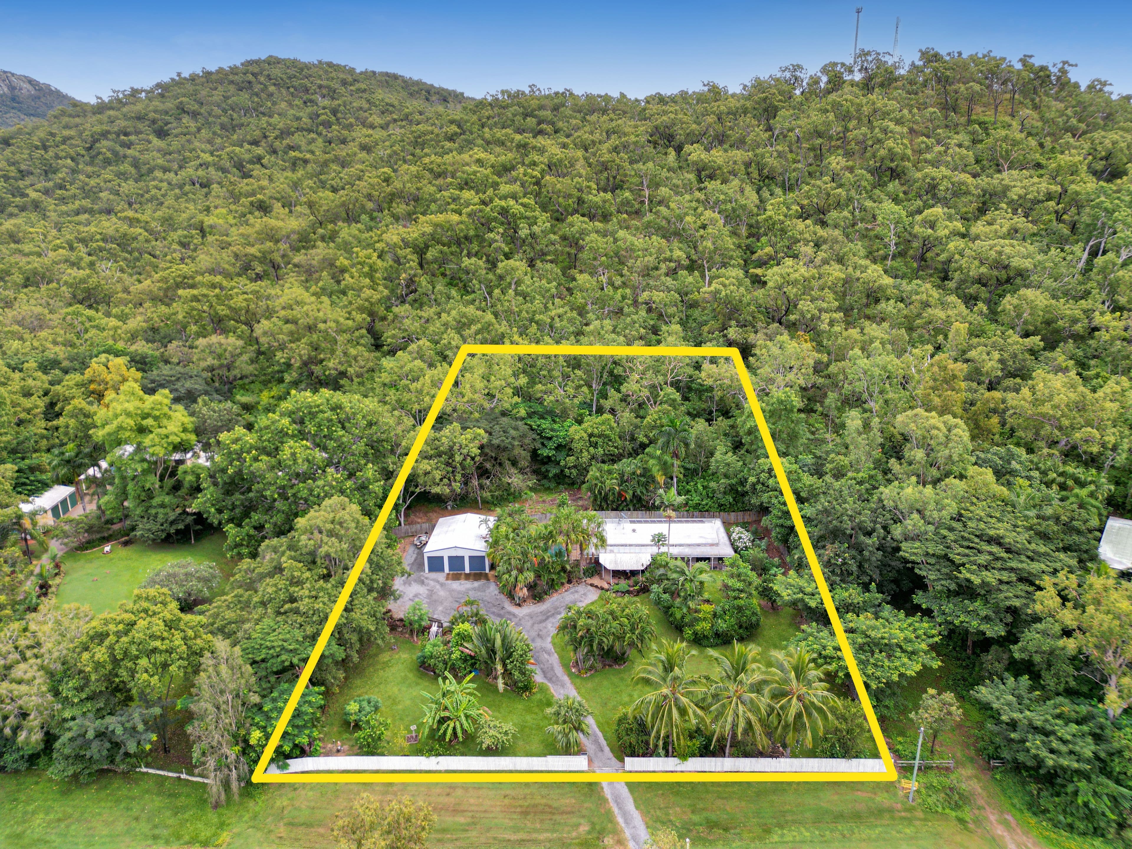 14 Mount Panorama Drive, Alligator Creek QLD 4816, Alligator Creek - Thumbnail 2