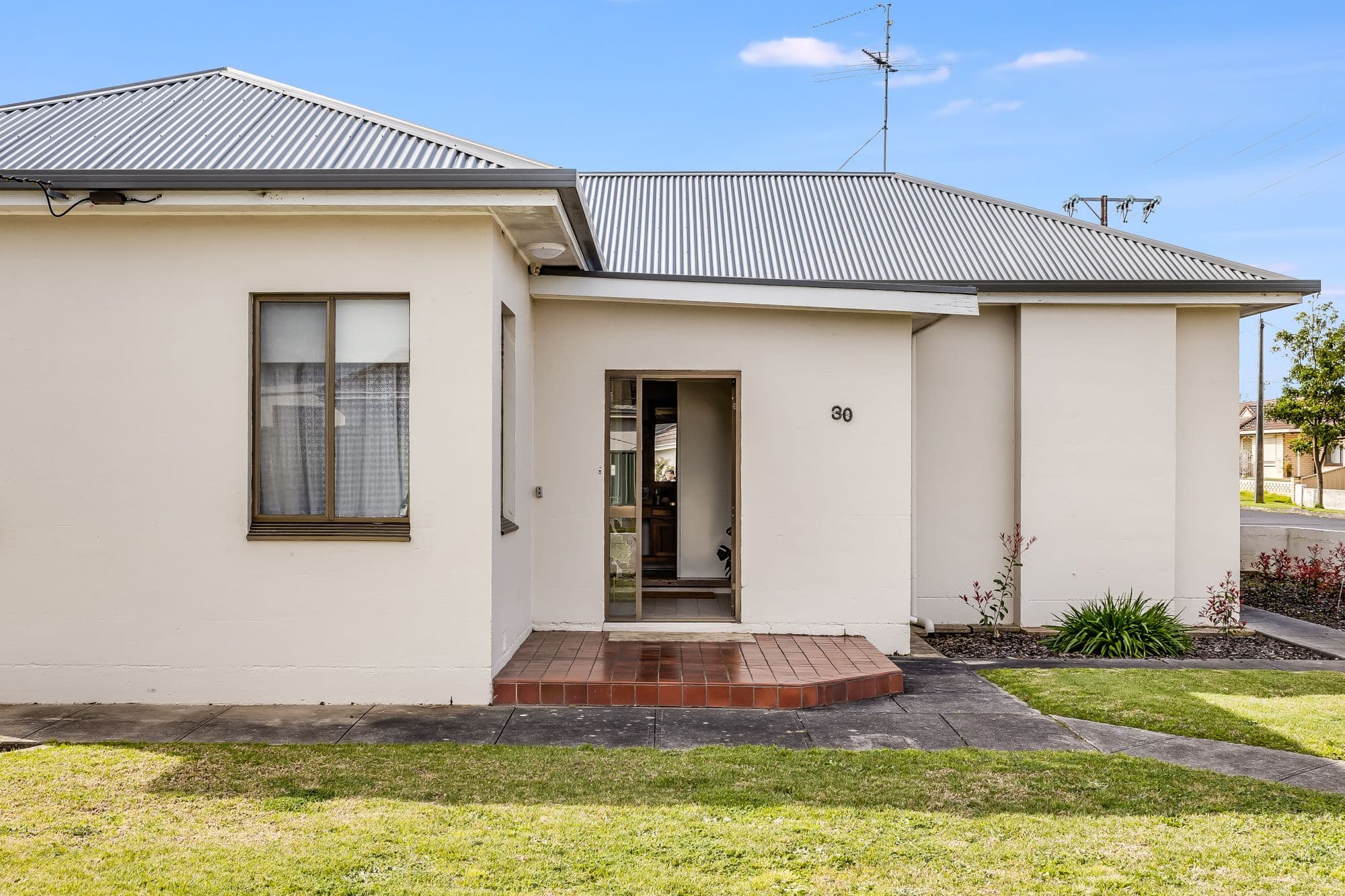 30 Umpherston Street, Mount Gambier SA 5290, Mount Gambier - Thumbnail 3