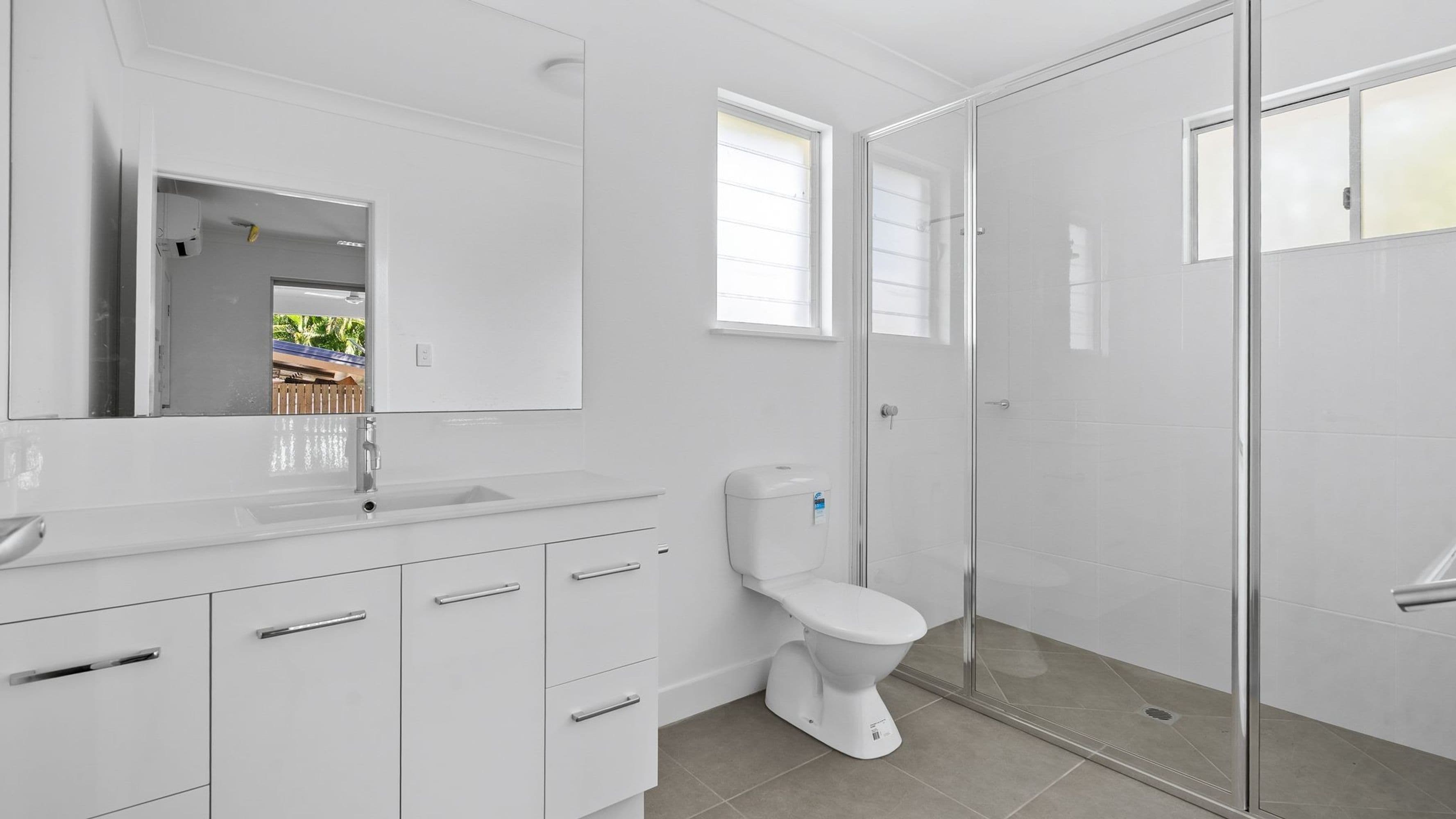 449B McCoombe Street, Mooroobool, QLD 4870, Mooroobool - Thumbnail 5