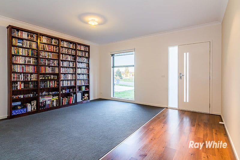 3 Venn Grove, Cranbourne West VIC 3977, Cranbourne West - Thumbnail 2