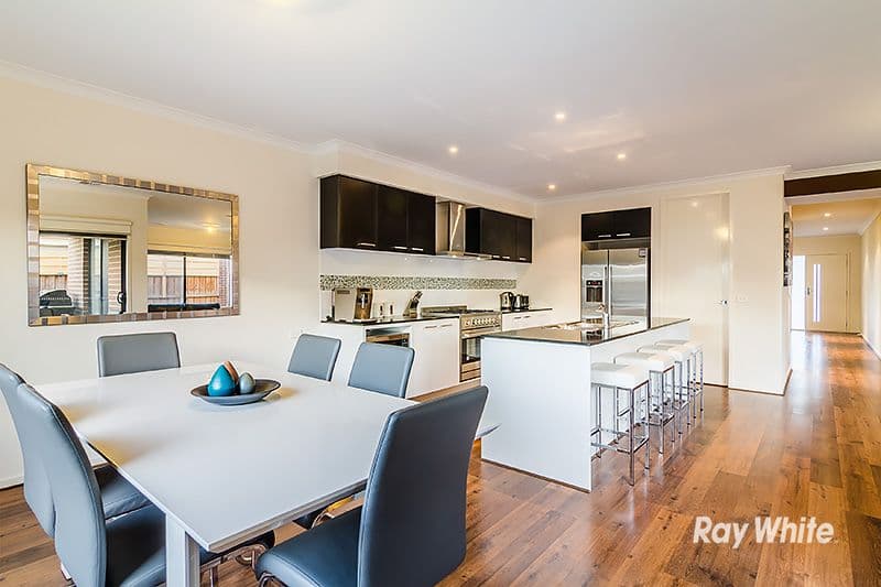 3 Venn Grove, Cranbourne West VIC 3977, Cranbourne West - Thumbnail 3