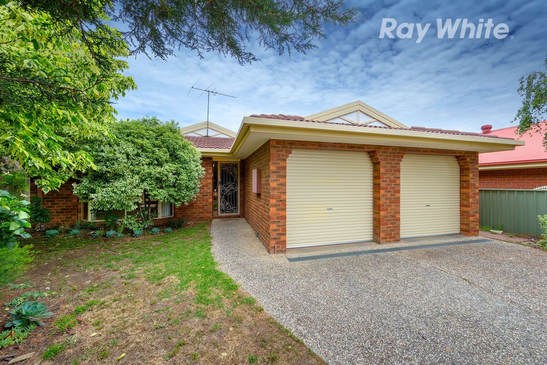 32 Darri Drive, Springdale Heights - Thumbnail 2