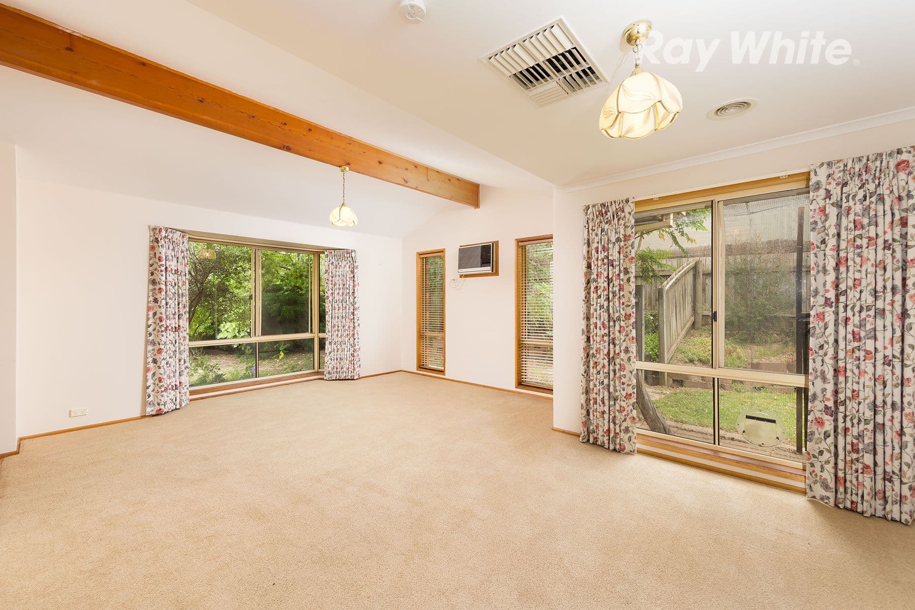 32 Darri Drive, Springdale Heights - Thumbnail 3