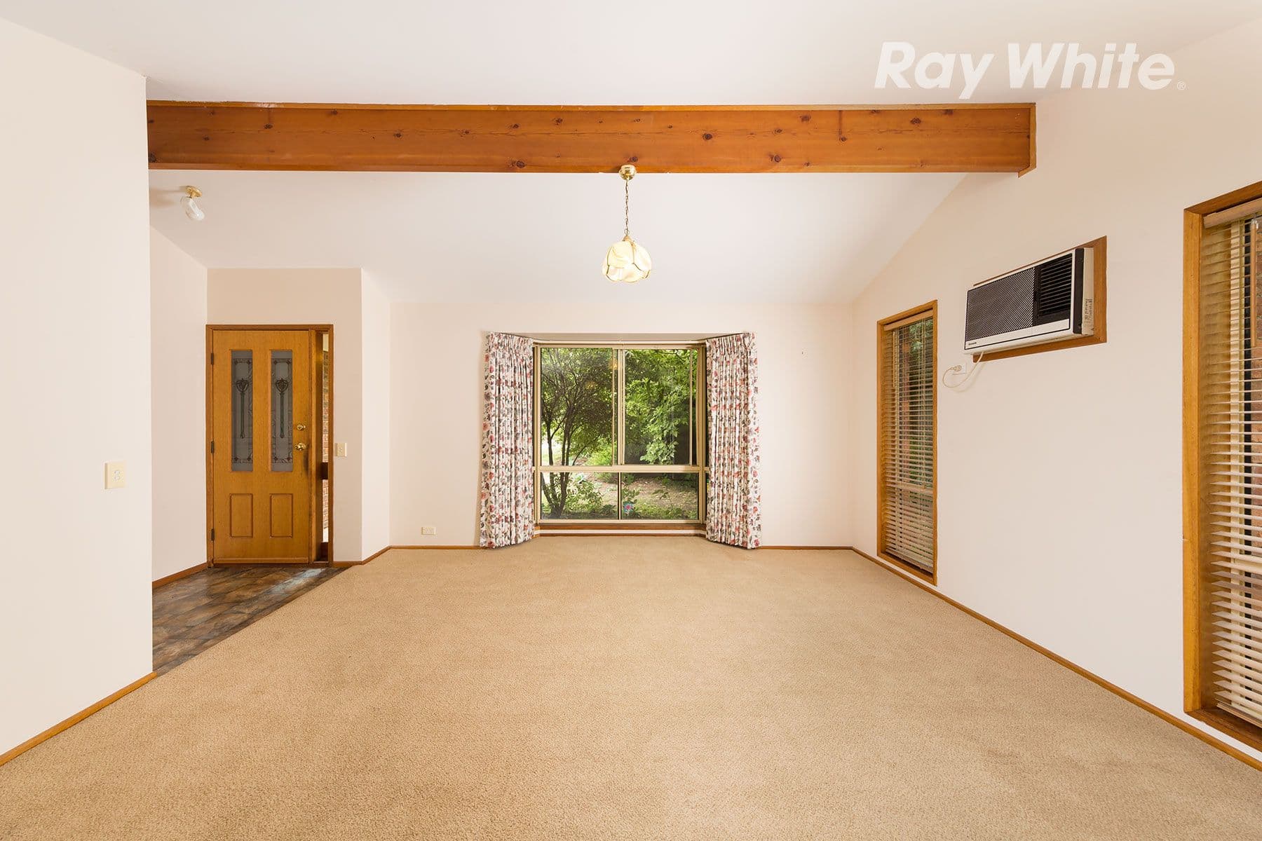 32 Darri Drive, Springdale Heights - Thumbnail 5