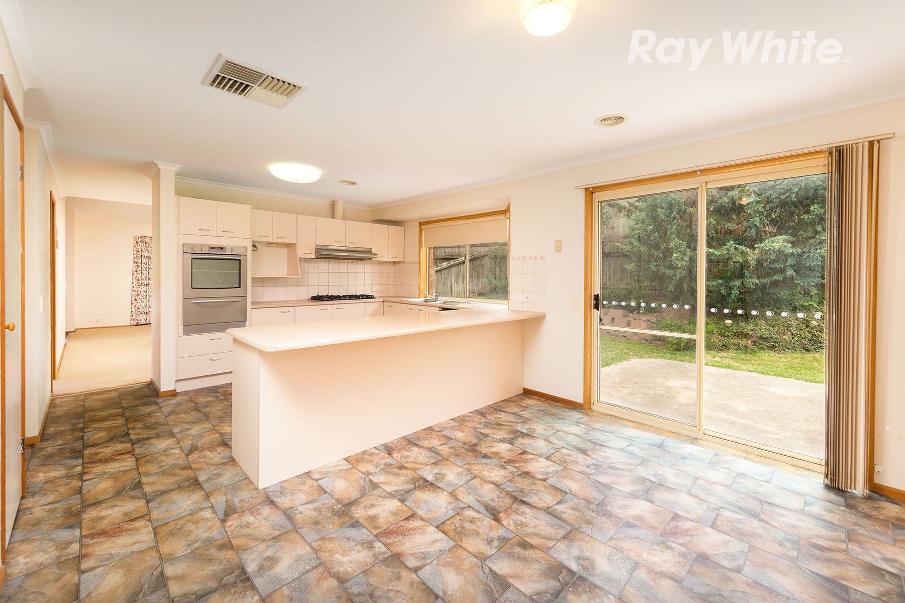 32 Darri Drive, Springdale Heights - Thumbnail 6