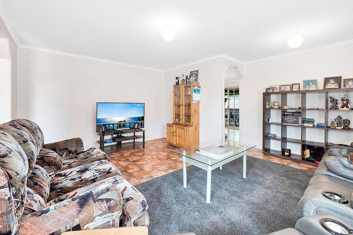 8 Glenbourne Road, Cranbourne VIC 3977, Cranbourne - Thumbnail 7
