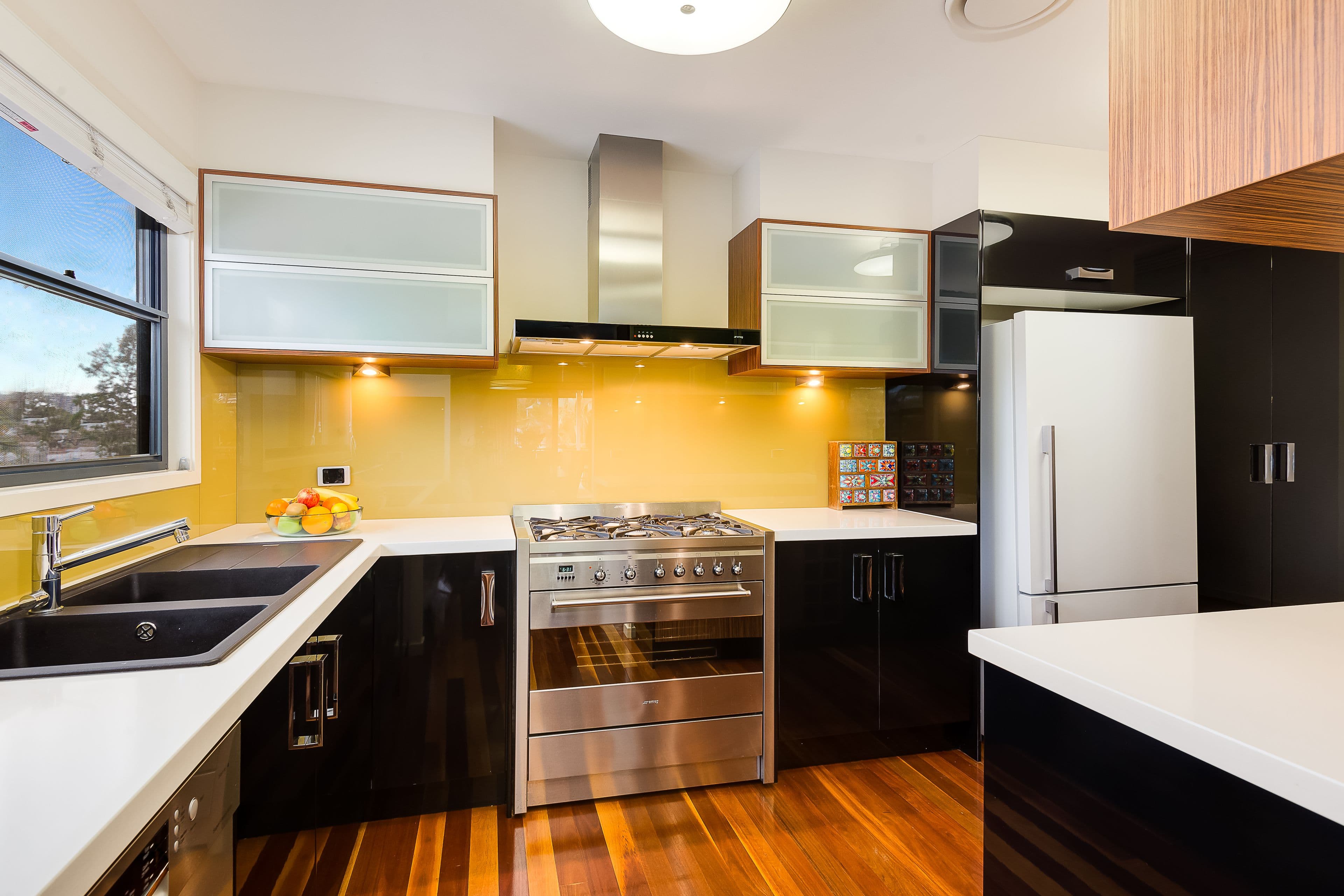 28 Surrey Street, Red Hill QLD 4059, Red Hill - Thumbnail 2