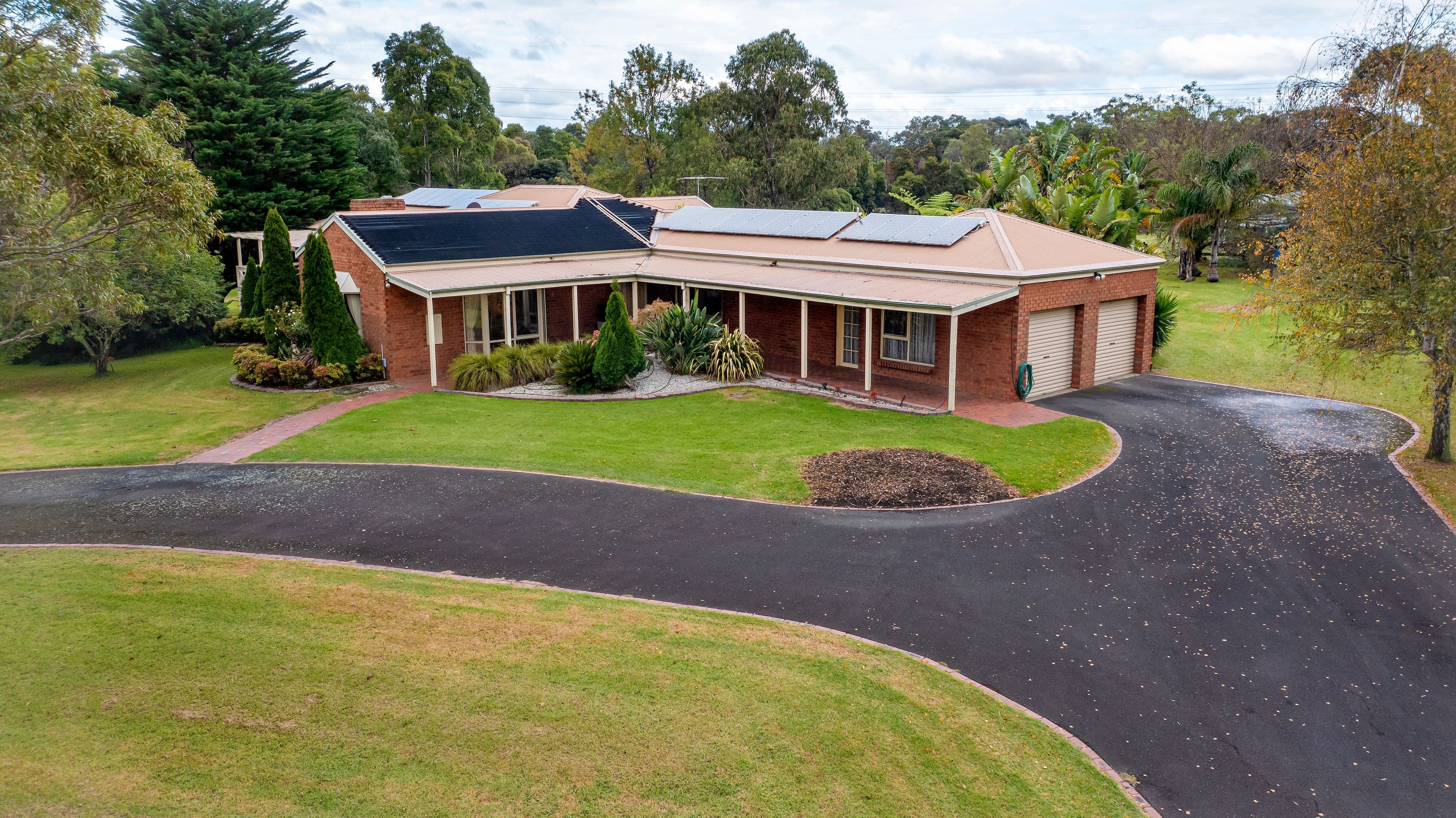 9 Chadwick Close, Langwarrin VIC 3910, Langwarrin - Thumbnail 4