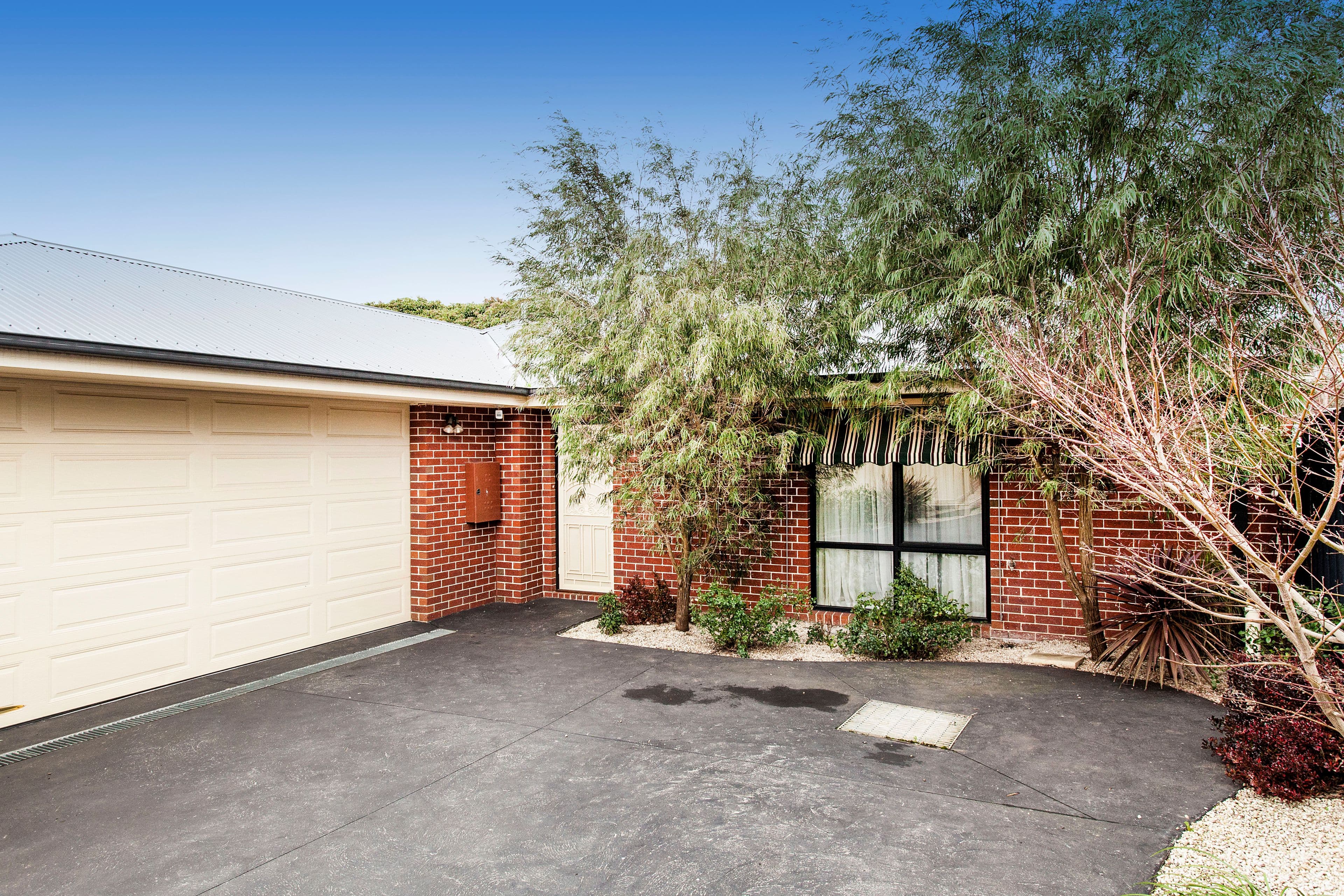 28 Menzies Drive, Burnside Heights - Image 1