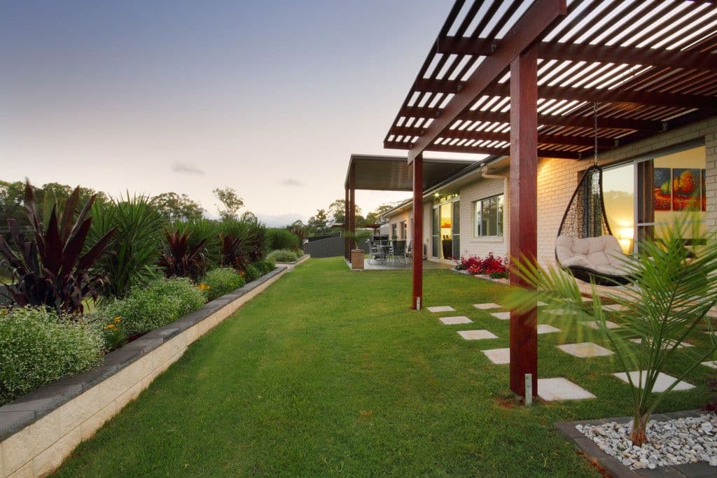 8 Cooinda Place, Glass House Mountains QLD 4518, Glass House Mountains - Thumbnail 4
