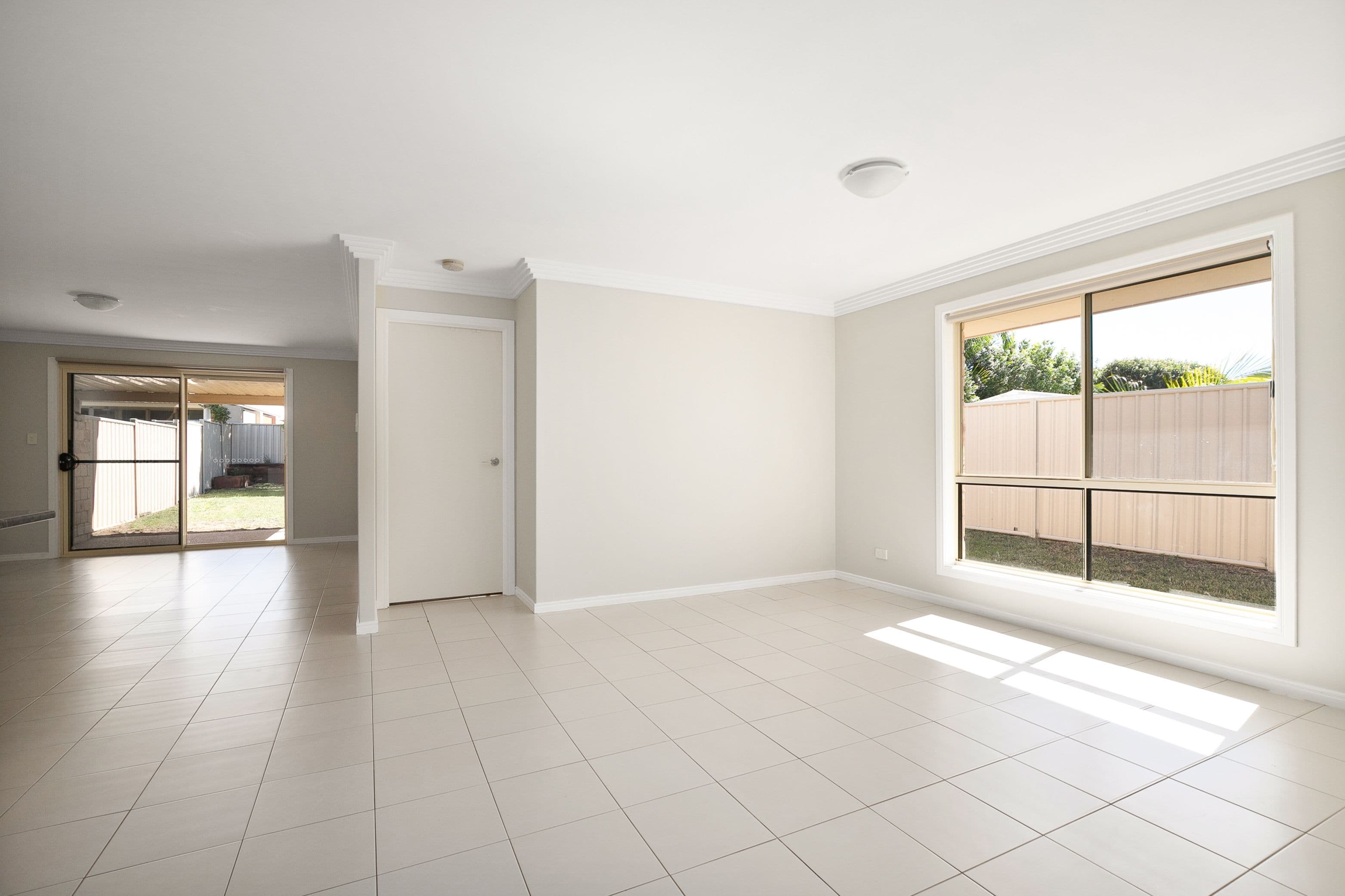 10 Moriarty Street, Emerald QLD 4720, Emerald - Thumbnail 6