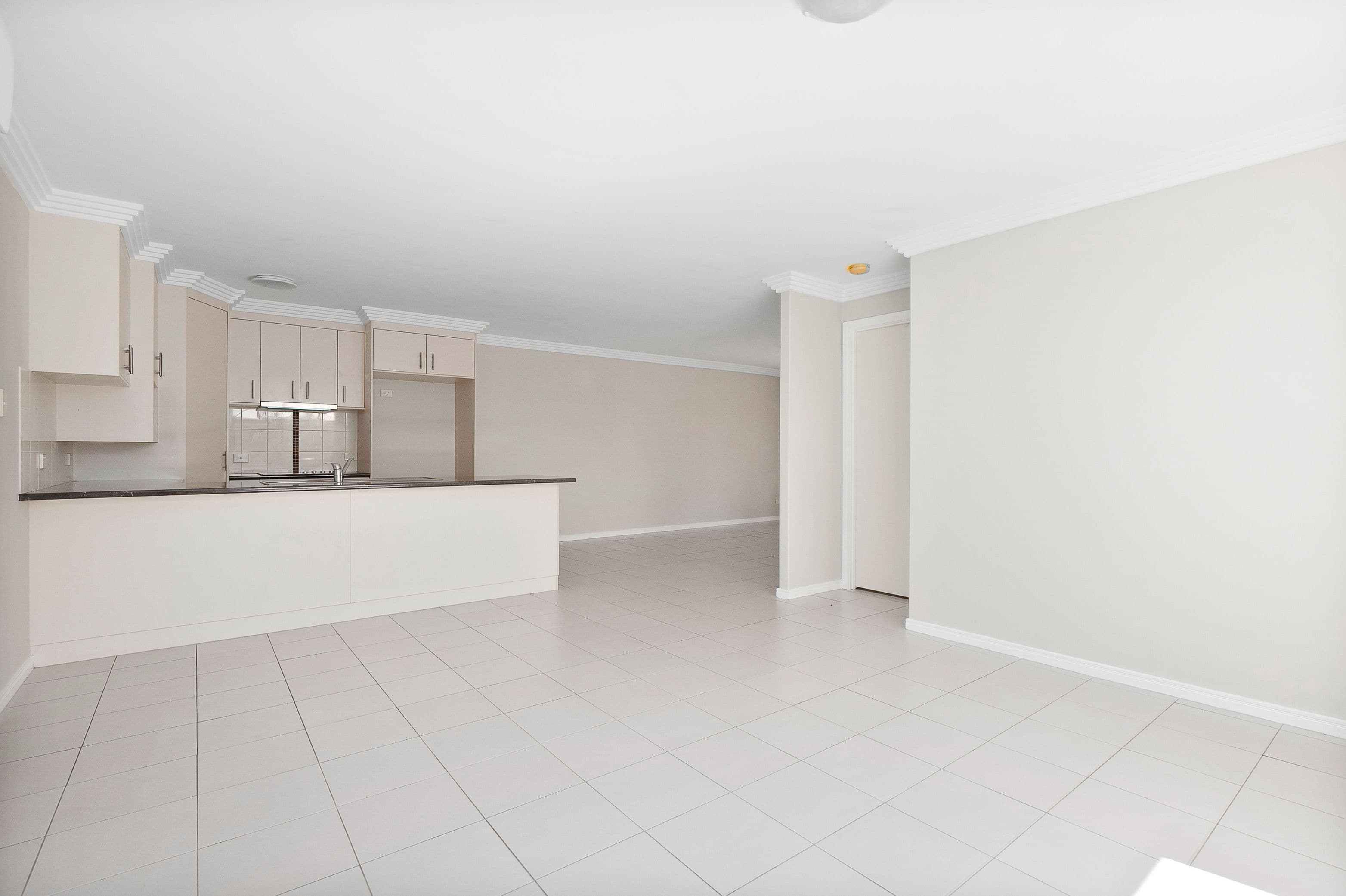10 Moriarty Street, Emerald QLD 4720, Emerald - Thumbnail 7