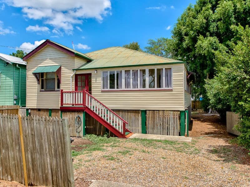 19 Cathy Street, Macleay Island QLD 4184, Macleay Island - Thumbnail 2