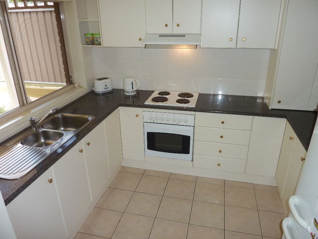 12a Tallegalla, UNANDERRA NSW 2526, Unanderra - Thumbnail 2