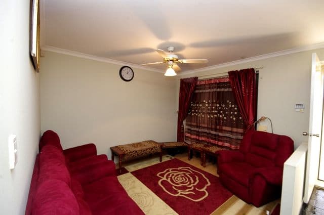 21 River Fig Place, ALEXANDER HEIGHTS WA 6064, Alexander Heights - Thumbnail 2