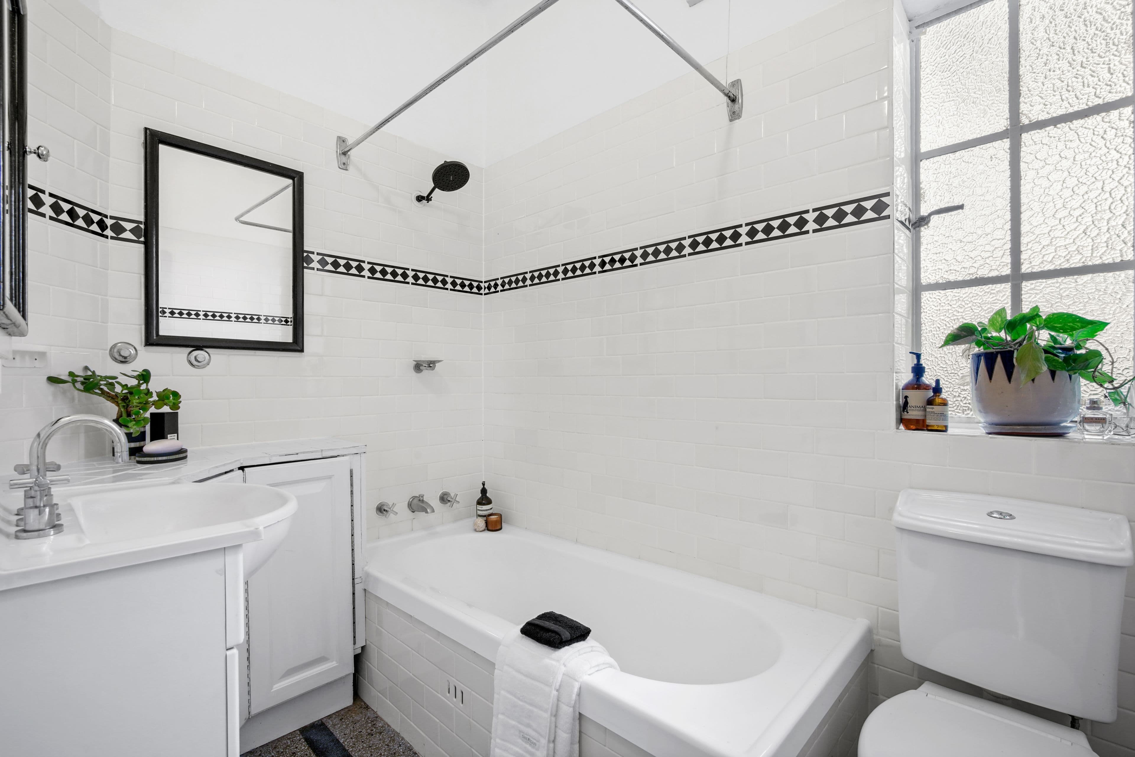 70 Ewart Street, Marrickville NSW 2204, Marrickville - Thumbnail 8